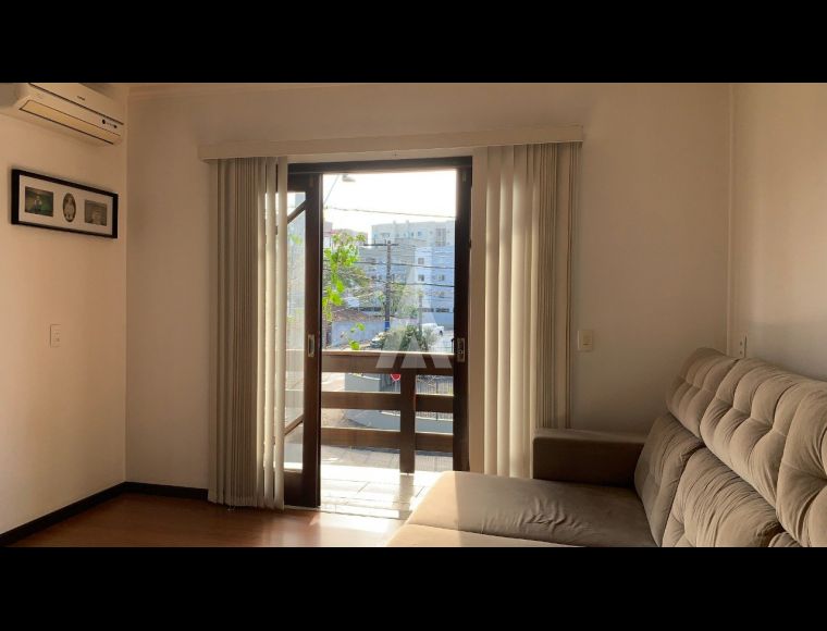 Casa no Bairro Saguaçú em Joinville com 2 Dormitórios (1 suíte) - 25452N