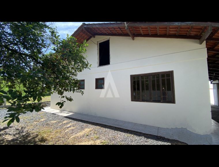 Casa no Bairro Santa Catarina em Joinville com 2 Dormitórios (1 suíte) - 26056A