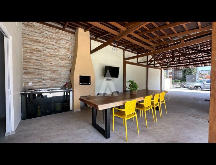 Casa no Bairro Vila Nova em Joinville com 2 Dormitórios (1 suíte) - 25669N