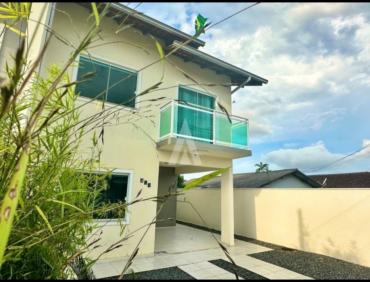 Casa no Bairro Vila Nova em Joinville com 2 Dormitórios (1 suíte) - 25817N