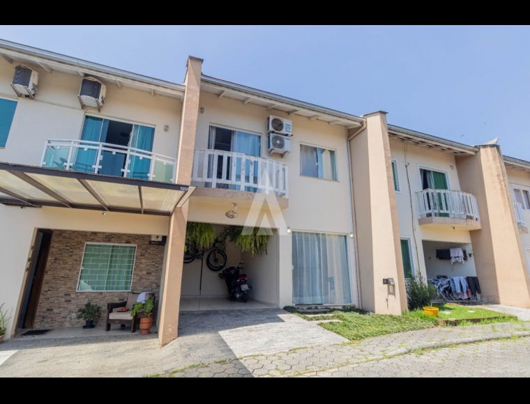 Casa no Bairro Vila Nova em Joinville com 2 Dormitórios - 25915