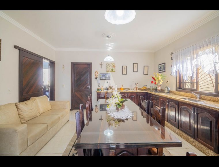 Casa no Bairro Vila Nova em Joinville com 2 Dormitórios (1 suíte) - 20957