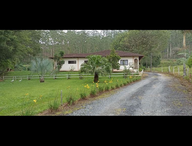 Imóvel Rural no Bairro Rio Bonito em Joinville - 22833