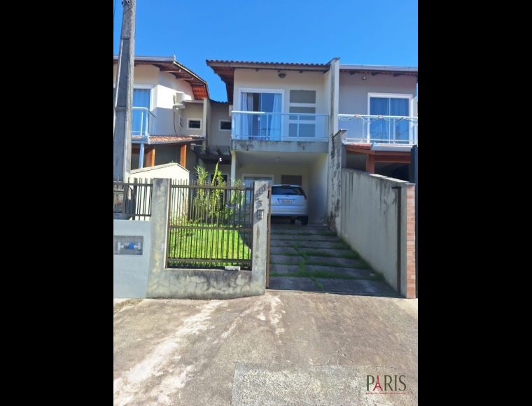 Outros Imóveis no Bairro Vila Nova em Joinville com 3 Dormitórios (1 suíte) - 449