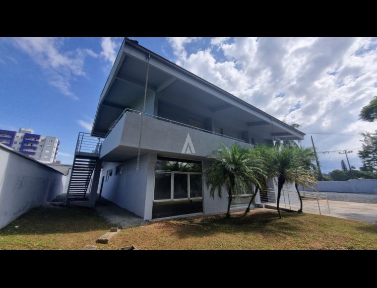 Sala/Escritório no Bairro América em Joinville com 372 m² - 04579.003