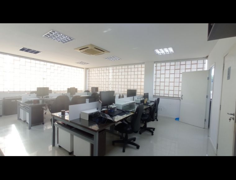Sala/Escritório no Bairro América em Joinville com 130 m² - 04811.003