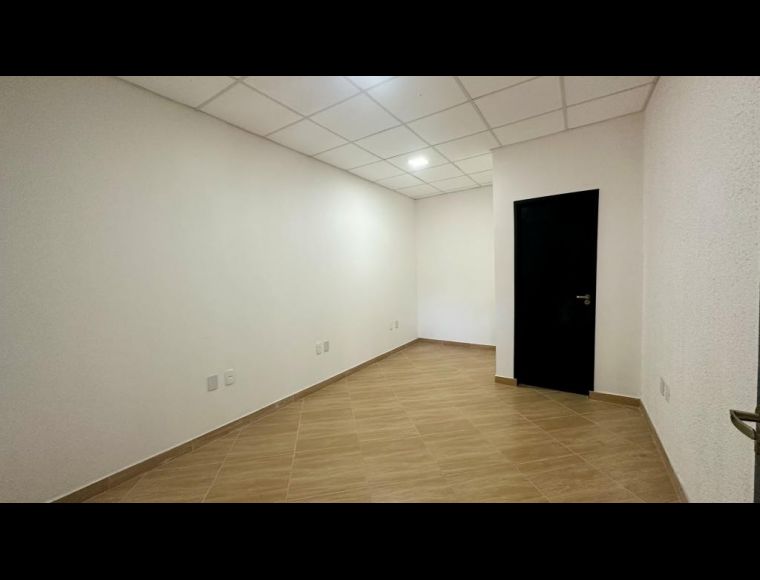 Sala/Escritório no Bairro Anita Garibaldi em Joinville com 16 m² - 2856