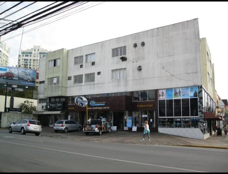 Sala/Escritório no Bairro Centro em Joinville - KC018