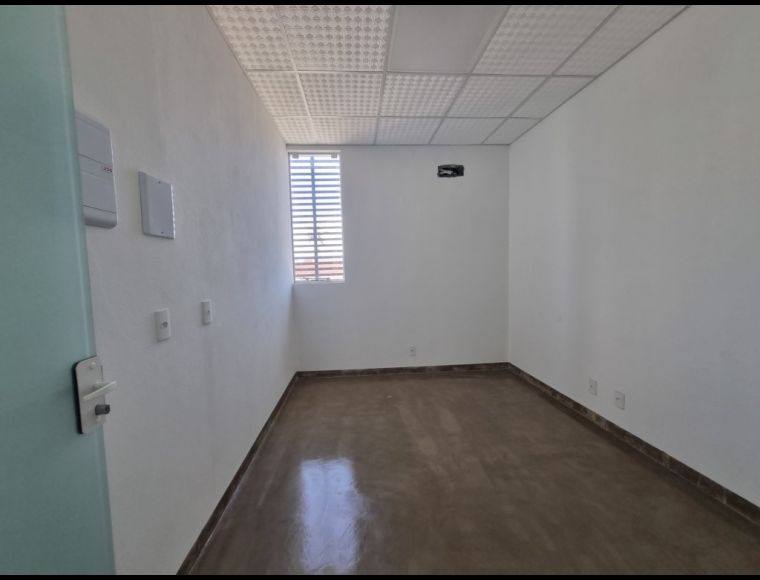 Sala/Escritório no Bairro Comasa em Joinville com 10 m² - 11308.006