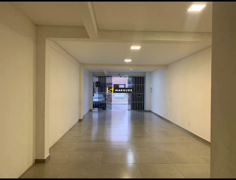 Sala/Escritório no Bairro Iririú em Joinville com 60 m² - 157