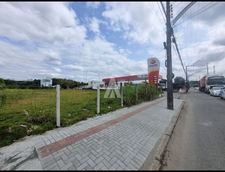 Terreno no Bairro Anita Garibaldi em Joinville com 852 m² - 03306.009