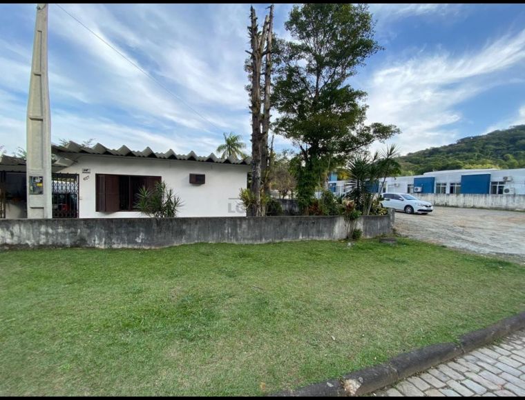 Terreno no Bairro Atiradores em Joinville com 1650 m² - LG8451