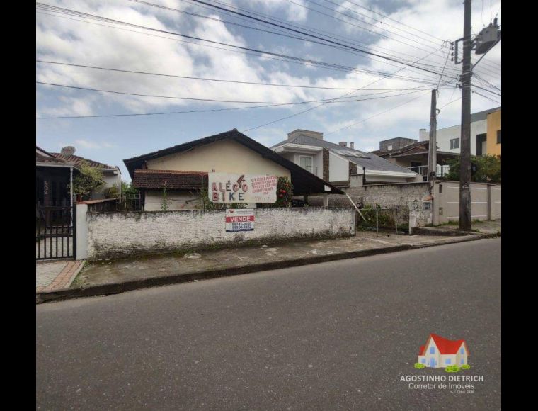 Terreno no Bairro Aventureiro em Joinville com 360 m² - TE0198