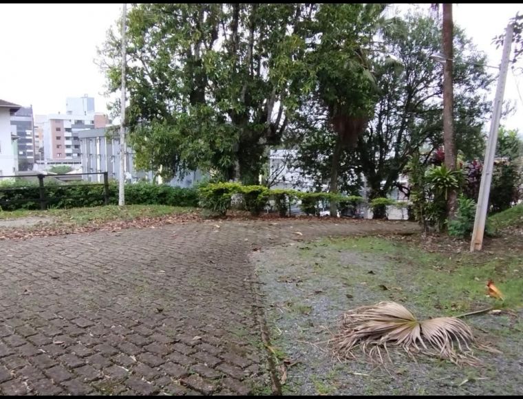 Terreno no Bairro Glória em Joinville com 5933 m² - KT100