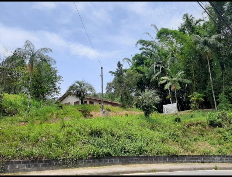 Terreno no Bairro Glória em Joinville com 11834 m² - KT106
