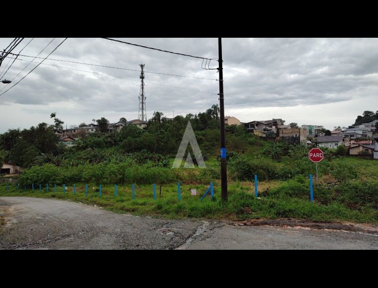 Terreno no Bairro Petrópolis em Joinville - 25314N