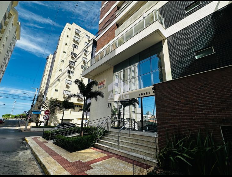 Apartamento no Bairro Centro em Navegantes com 3 Dormitórios (1 suíte) e 100.49 m² - 3290813