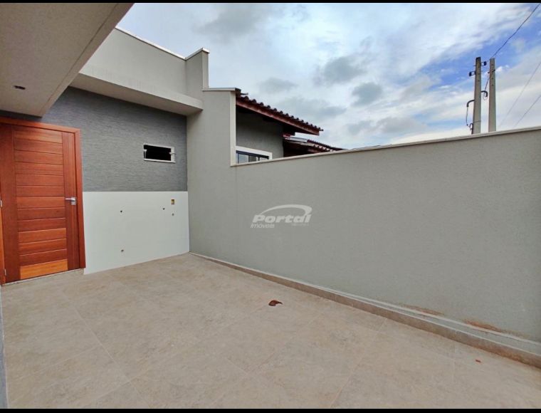 Casa no Bairro Meia Praia em Navegantes com 2 Dormitórios e 54 m² - 35717914