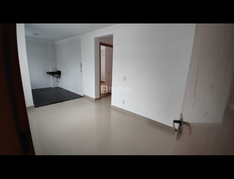 Apartamento no Bairro Bela Vista em Palhoça com 2 Dormitórios e 45 m² - 21440
