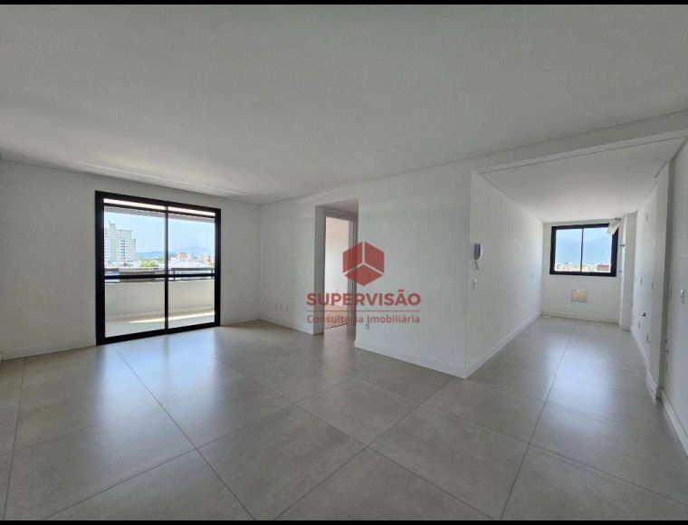 Apartamento no Bairro Centro em Palhoça com 2 Dormitórios (1 suíte) e 78 m² - AP2562