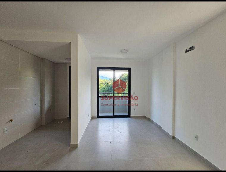 Apartamento no Bairro Nova Palhoça em Palhoça com 3 Dormitórios (1 suíte) e 68 m² - AP2729