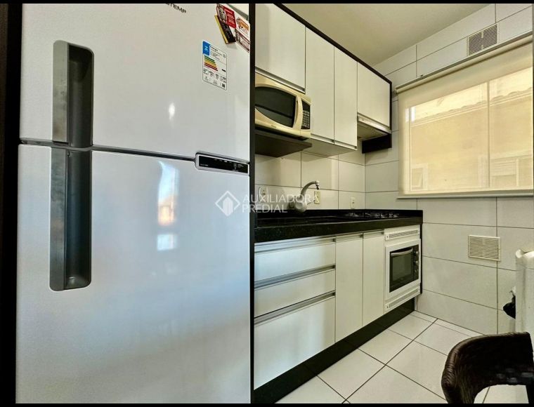 Apartamento no Bairro Nova Palhoça em Palhoça com 2 Dormitórios (1 suíte) - 465765