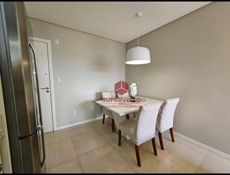 Apartamento no Bairro Passa Vinte em Palhoça com 2 Dormitórios (1 suíte) e 64 m² - AP2717