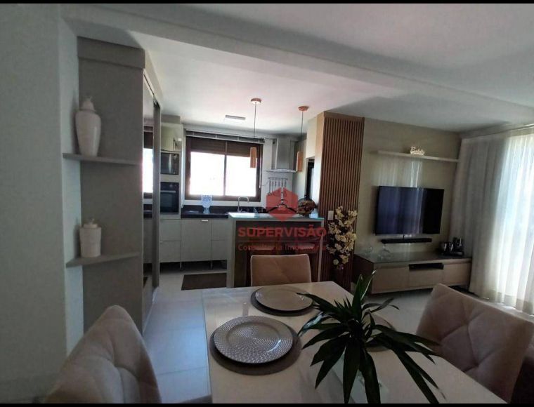 Apartamento no Bairro Pedra Branca em Palhoça com 3 Dormitórios (1 suíte) e 94 m² - AP2611