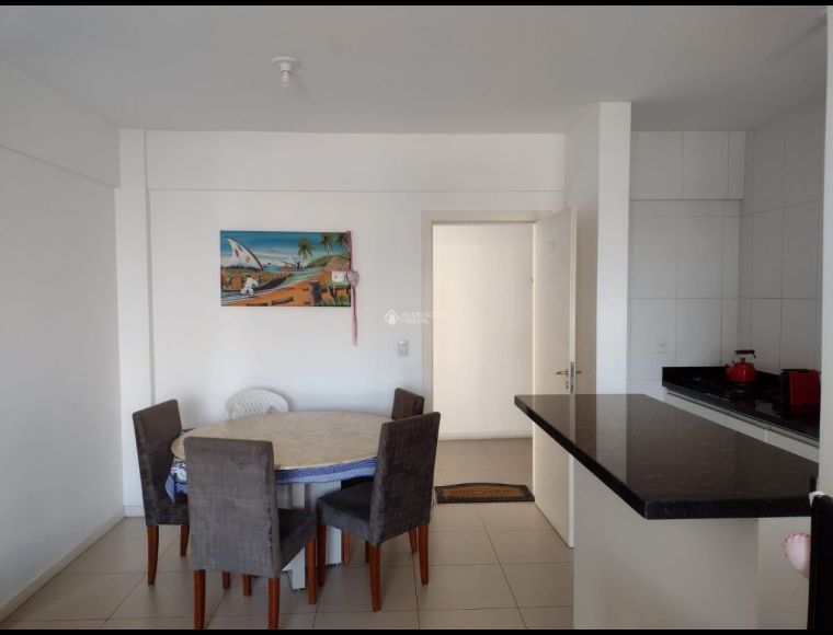 Apartamento no Bairro Ponte do Imaruim em Palhoça com 2 Dormitórios (1 suíte) e 67.2 m² - 433974