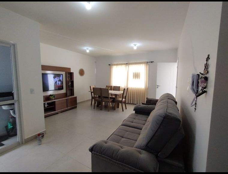Apartamento no Bairro Praia do Sonho em Palhoça com 2 Dormitórios (1 suíte) - 451226