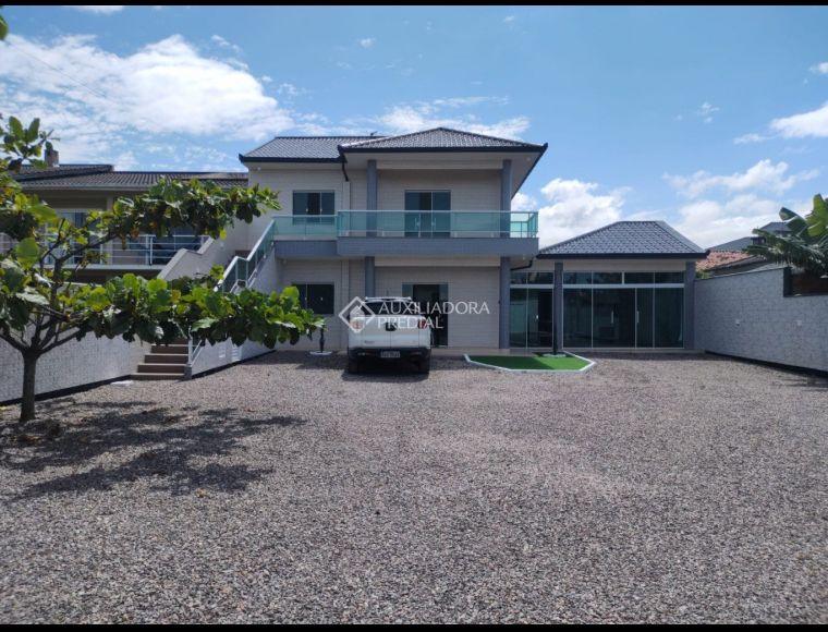 Casa no Bairro Pinheira em Palhoça com 4 Dormitórios - 675477