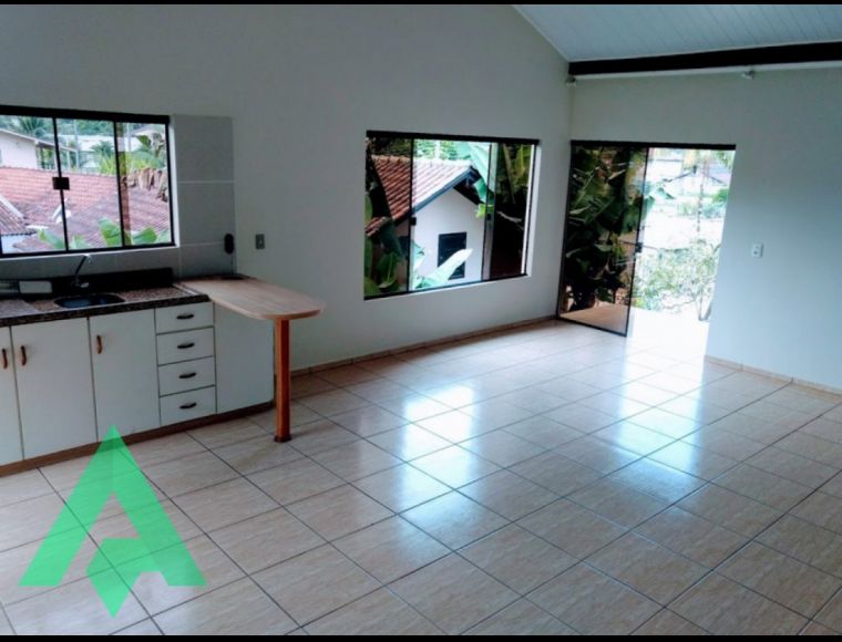 Casa no Bairro Ribeirão Areia em Pomerode com 3 Dormitórios e 140 m² - 1336074