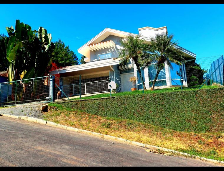 Casa no Bairro Ribeirão Areia em Pomerode com 4 Dormitórios (4 suítes) e 320 m² - CA00117