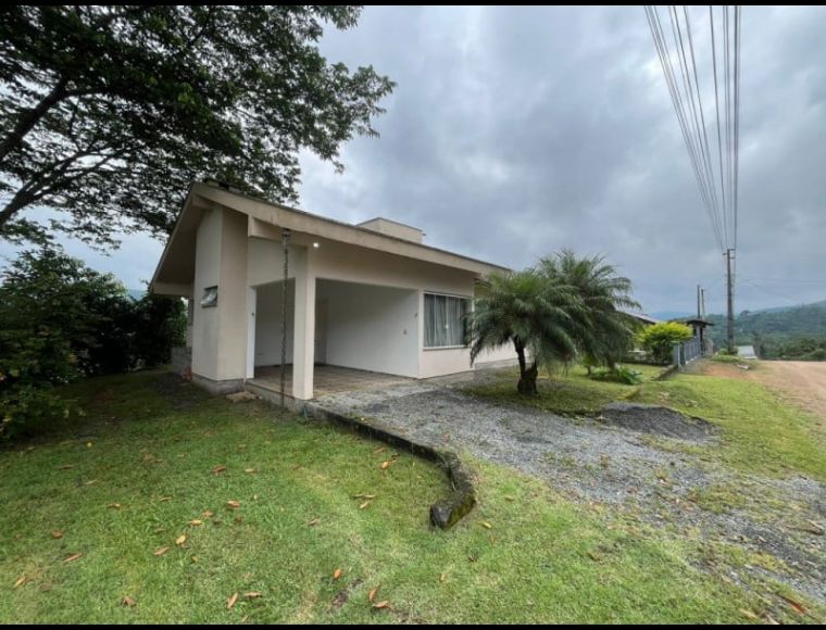 Casa no Bairro Ribeirão Areia em Pomerode com 3 Dormitórios (1 suíte) - 5440144