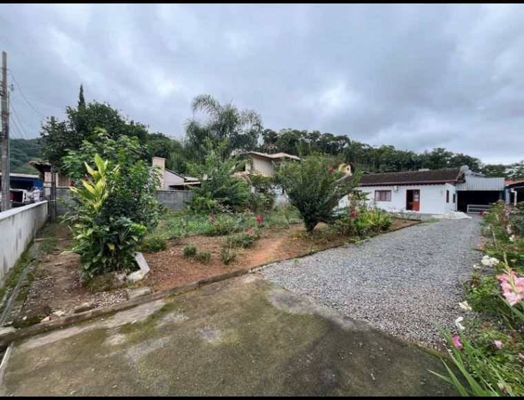 Casa no Bairro Ribeirão Clara em Pomerode com 2 Dormitórios - 5440137