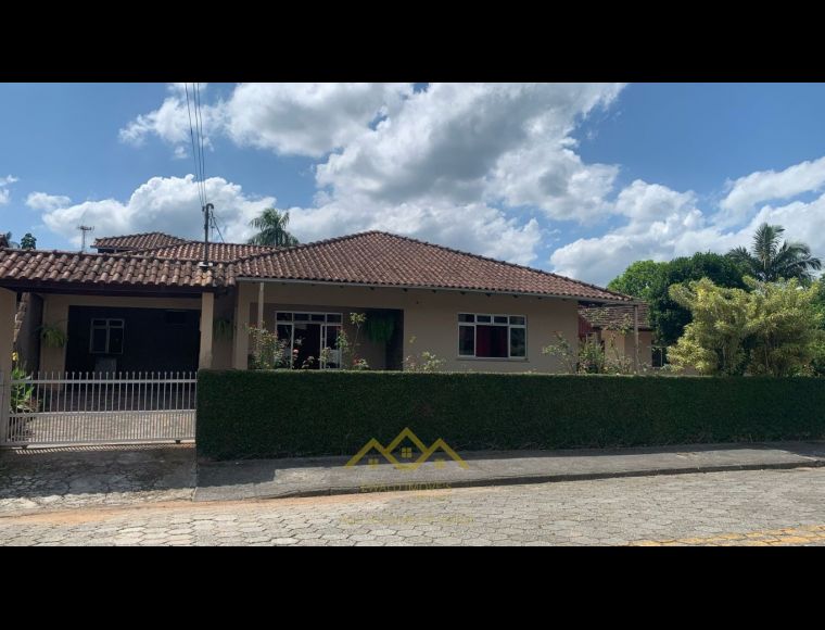 Casa no Bairro Testo Central em Pomerode com 3 Dormitórios (1 suíte) e 182.18 m² - 5730005