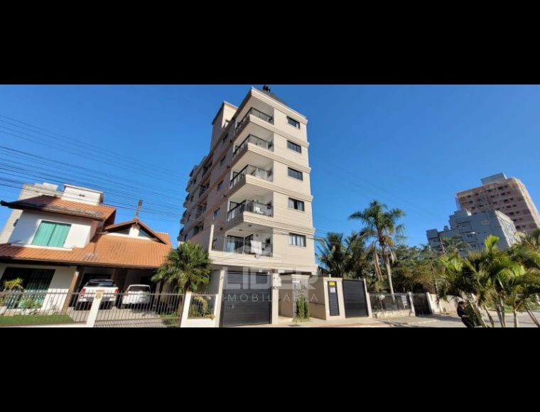 Apartamento no Bairro Balneário Perequê em Porto Belo com 2 Dormitórios (1 suíte) e 95.27 m² - 5627