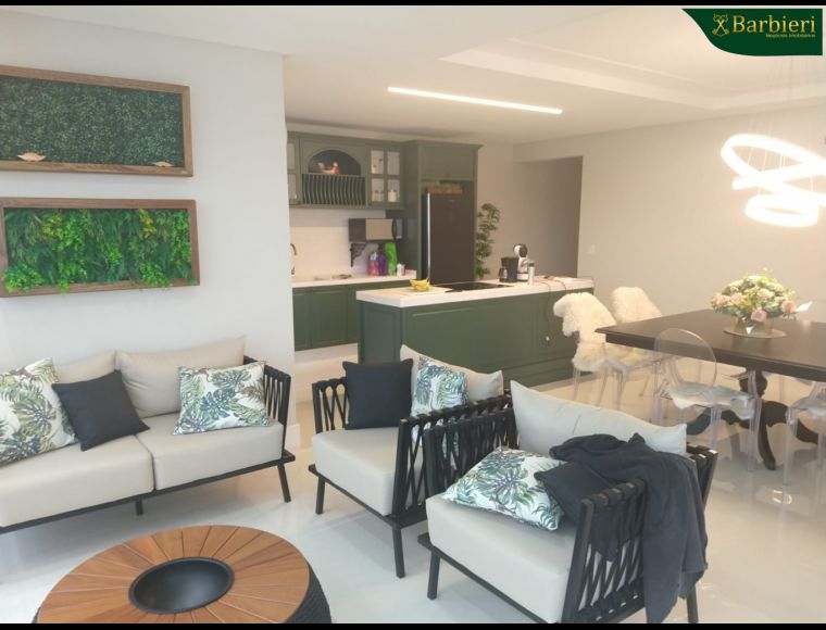 Apartamento no Bairro Perequê em Porto Belo com 3 Dormitórios (3 suítes) e 155.55 m² - 3823147