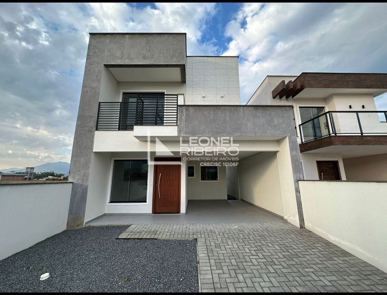 Casa no Bairro Cruzeiro em Rio dos Cedros com 3 Dormitórios (1 suíte) e 128 m² - GS64