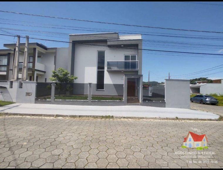 Casa no Bairro Itaguaçú em São Francisco do Sul com 3 Dormitórios (1 suíte) e 200 m² - SO0315