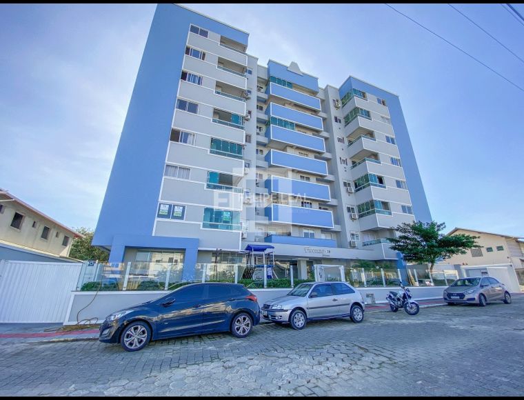 Apartamento no Bairro Areias em São José com 3 Dormitórios (1 suíte) e 78 m² - 21134