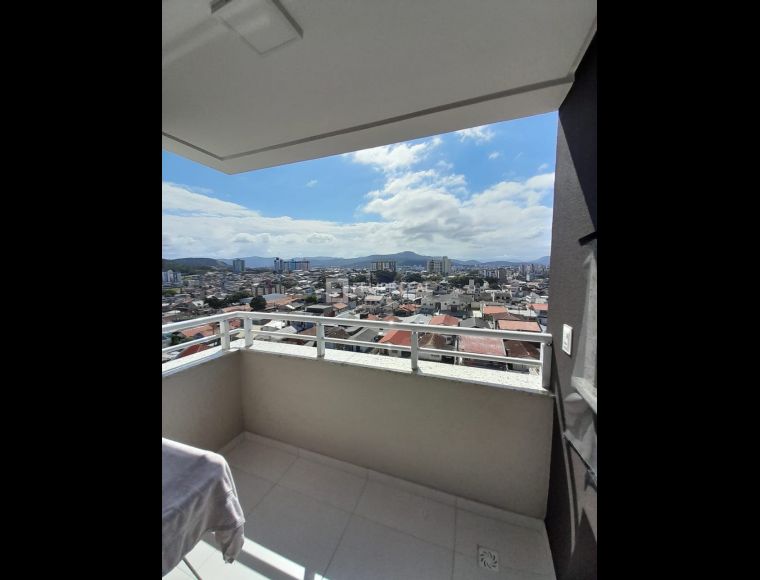 Apartamento no Bairro Bela Vista I em São José com 2 Dormitórios (1 suíte) e 68 m² - 20366