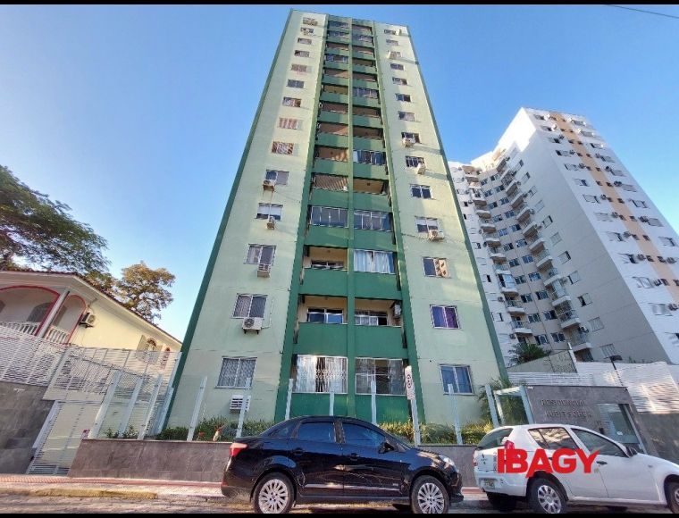 Apartamento no Bairro Campinas em São José com 3 Dormitórios e 67.2 m² - 116906