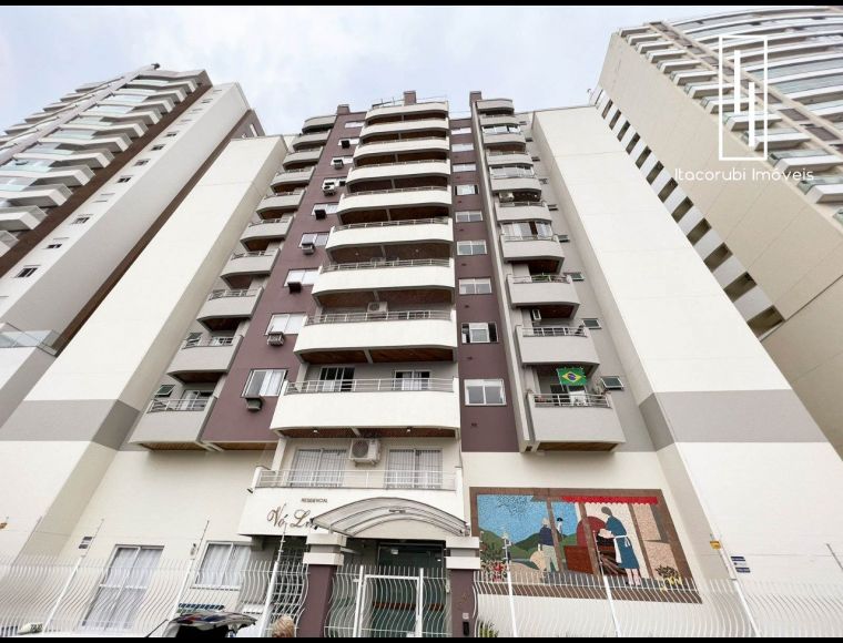 Apartamento no Bairro Campinas em São José com 3 Dormitórios (1 suíte) - 942