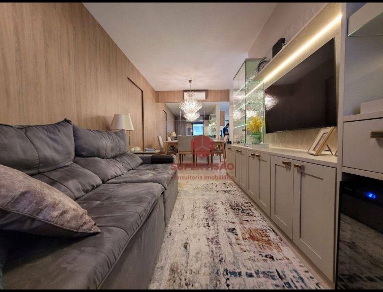 Apartamento no Bairro Campinas em São José com 2 Dormitórios (1 suíte) e 88 m² - AP2827