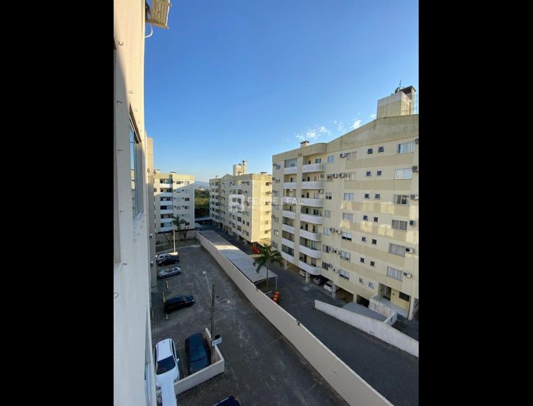 Apartamento no Bairro Fazenda Santo Antônio em São José com 3 Dormitórios e 54 m² - 20189