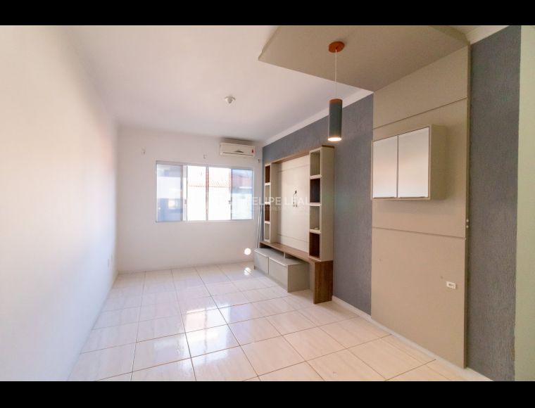 Apartamento no Bairro Forquilhas em São José com 2 Dormitórios e 57 m² - 21495