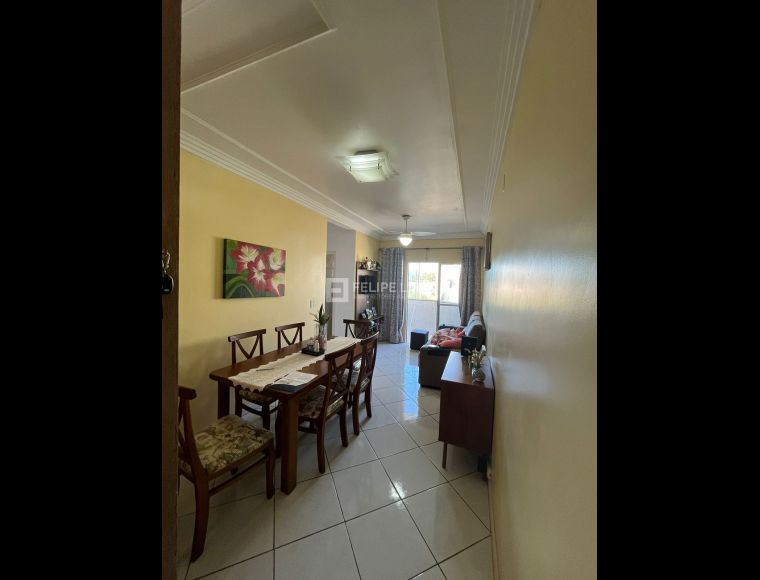 Apartamento no Bairro Forquilhinhas em São José com 3 Dormitórios e 69 m² - 21305