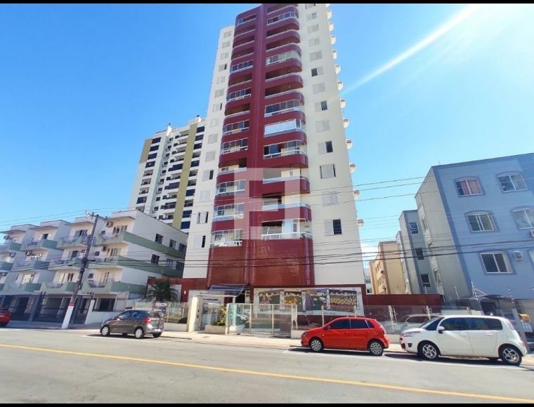 Apartamento no Bairro Kobrasol I em São José com 3 Dormitórios (1 suíte) e 139 m² - 4539