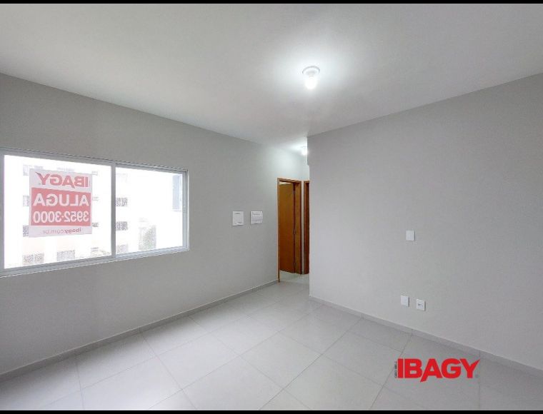 Apartamento no Bairro Picadas do Sul em São José com 2 Dormitórios e 70 m² - 118575